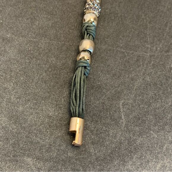 CHICO’S Green gold rhinestone necklace and bracelet set 🔥 - Picture 7 of 10